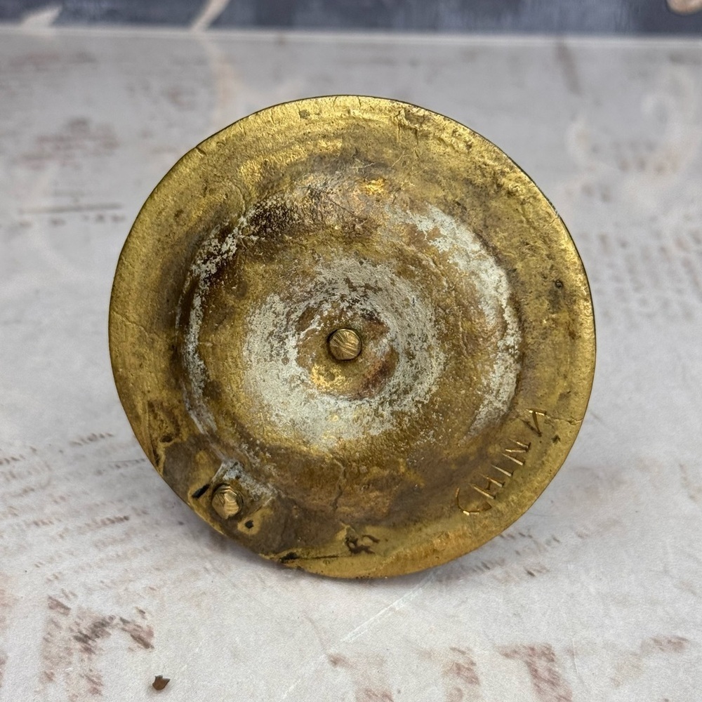 Vintage Chinese Brass Chamberstick Candlestick Carp Etched Saucer - Picture 9 of 9